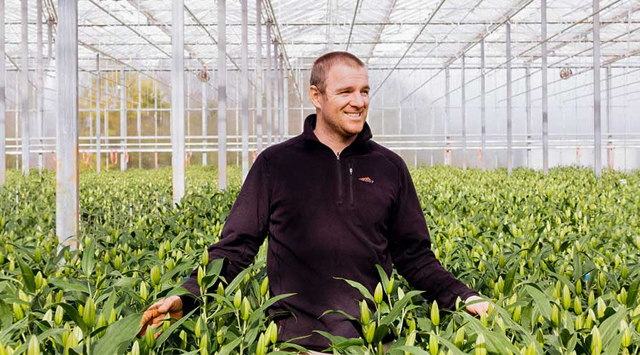 MEET ROB, AN EXCEPTIONAL TASMANIAN FARMER AND GROWER OF ORIENTAL LILIUMS