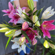 Load image into Gallery viewer, FARMGATE ORIENTAL LILY ( LILIES / LILIUM ) - DOUBLE BUNCH (6 STEMS)