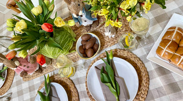 EASTER TULIP TABLE SETTING DISPLAY