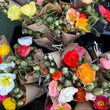 Load image into Gallery viewer, FARMGATE_FLOWERS_RANUNCULUS_MIX_COLOURS_POPPIES

